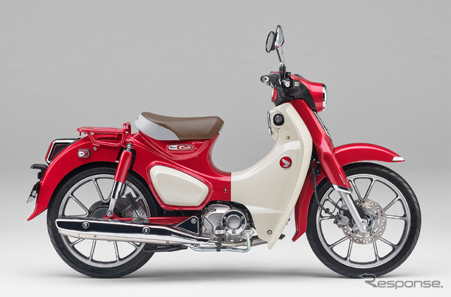 ホンダ スーパーカブC125（パールネビュラレッド）