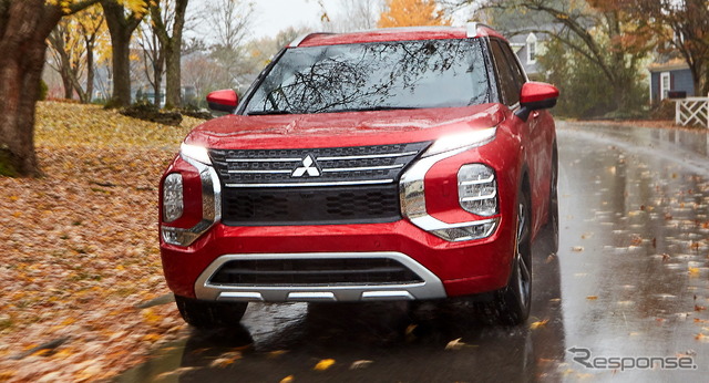 三菱 アウトランダー 新型(北米仕様)