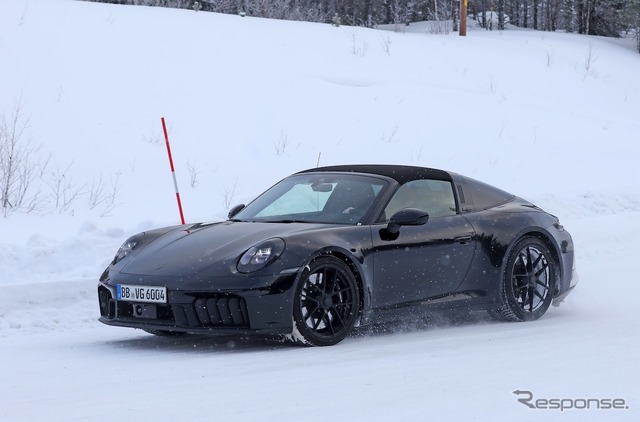 ポルシェ 911タルガ 改良新型プロトタイプ(スクープ写真)