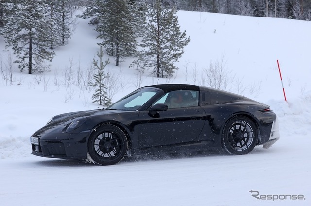 ポルシェ 911タルガ 改良新型プロトタイプ(スクープ写真)
