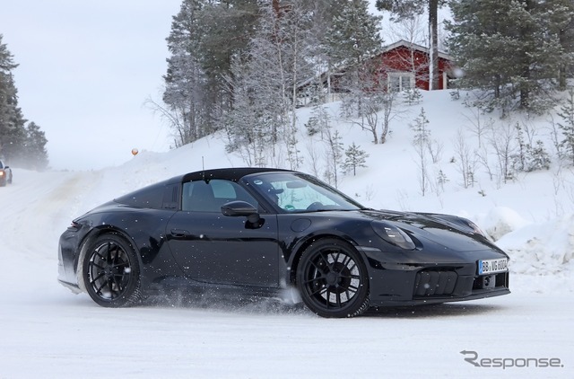 ポルシェ 911タルガ 改良新型プロトタイプ(スクープ写真)