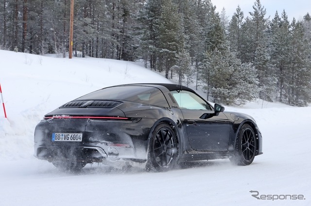 ポルシェ 911タルガ 改良新型プロトタイプ(スクープ写真)