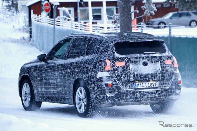 BMW X3 次期型プロトタイプ(スクープ写真)
