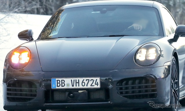 ポルシェ 911ターボ 改良新型プロトタイプ(スクープ写真)