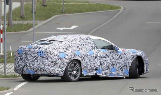 メルセデスAMGの新型高性能4ドアEV プロトタイプ(スクープ写真)