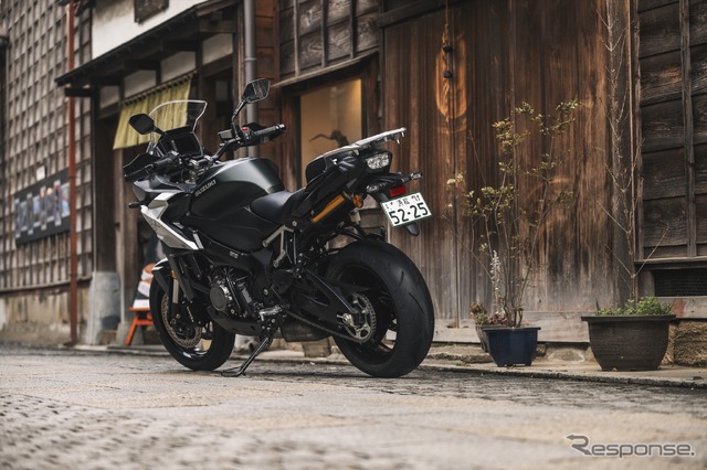 スズキ GSX-S1000GX