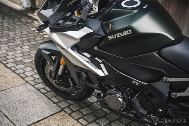 スズキ GSX-S1000GX
