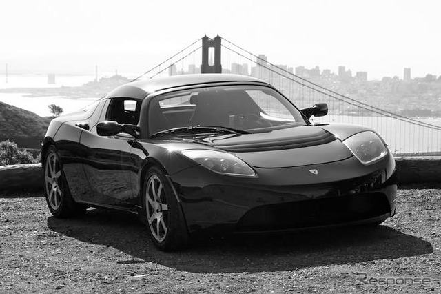 テスラ、ロンドン自動車博に出展 米国EVメーカー