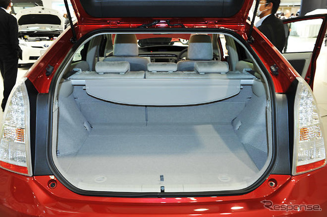 【トヨタ プリウス 新型発表】あいおい損保、車両保険を15%割引