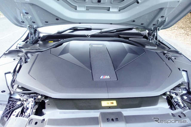 BMW i5 M60