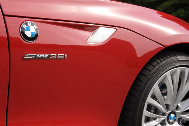 【BMW Z4 新型発売】質感を高めたインテリア