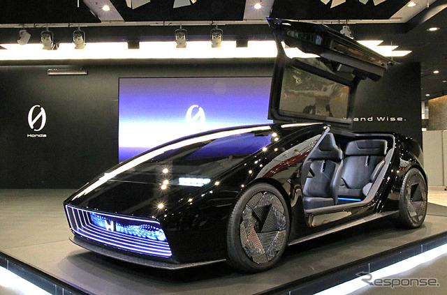 Honda 0 サルーン