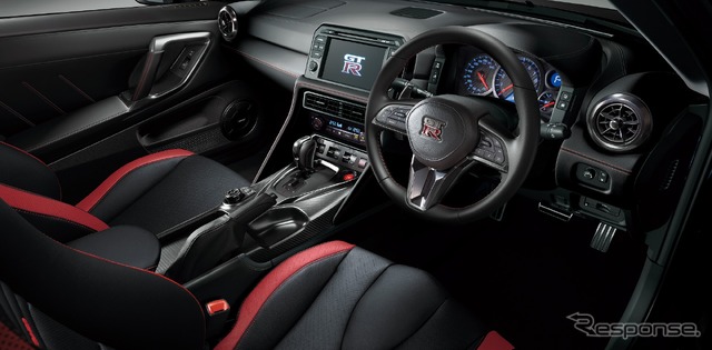 GT-R Black edition 内装色ブラック