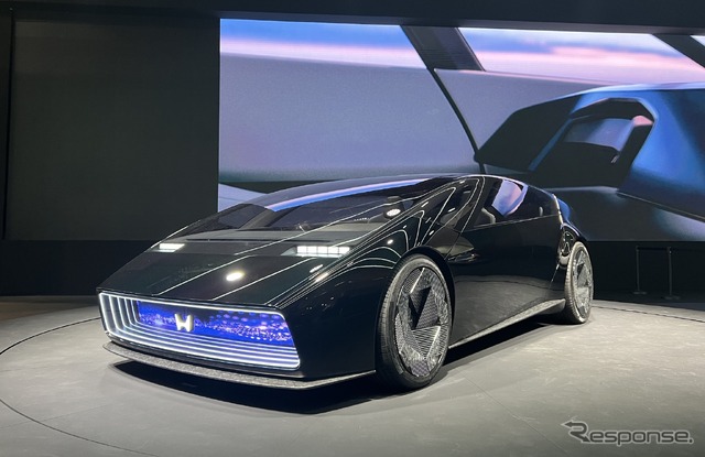 ホンダ ゼロシリーズのフラッグシップ『サルーン』(CES 2024)