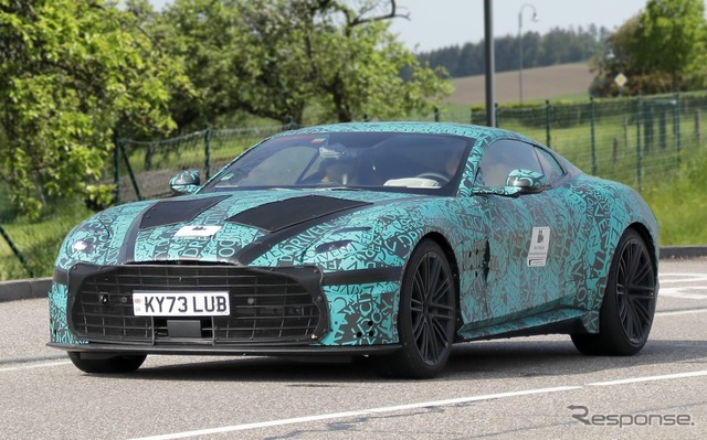 アストンマーティン DBS 後継 V12スーパーカーのプロトタイプ(スクープ写真)