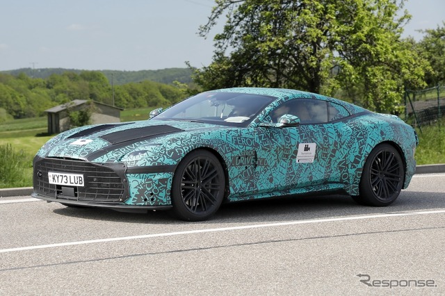 アストンマーティン DBS 後継 V12スーパーカーのプロトタイプ(スクープ写真)