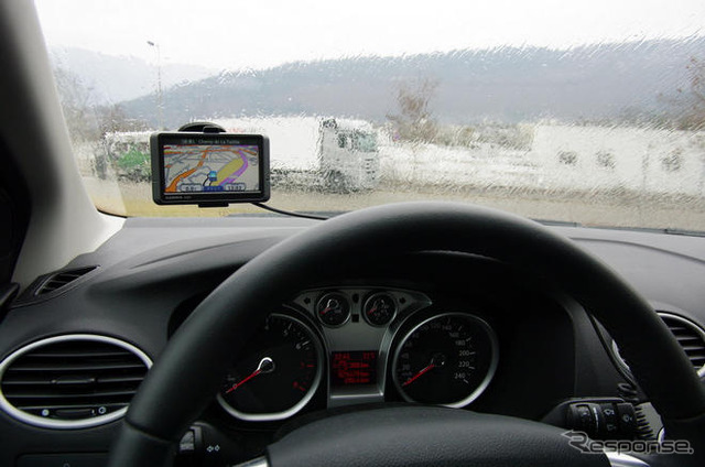 【GARMIN nuvi205W インプレ】海外利用、日本語の音声案内は便利…西川淳
