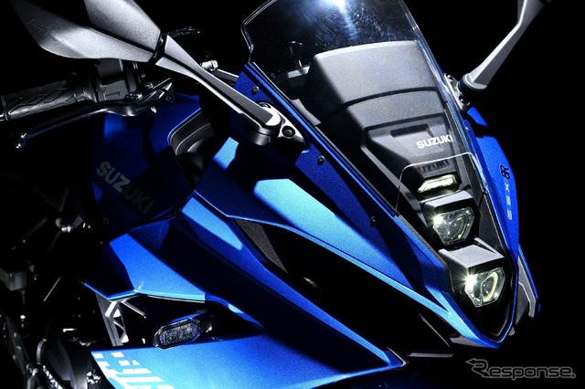 スズキ GSX-8R