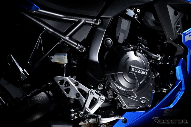 スズキ GSX-8R