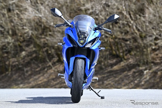 スズキ GSX-8R