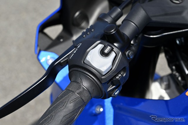 スズキ GSX-8R
