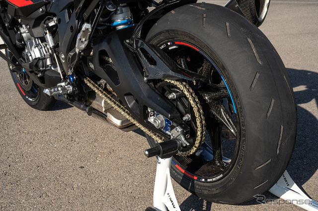 BMW M1000XR