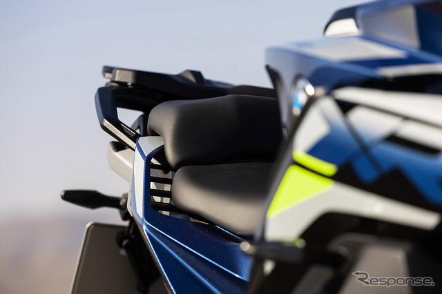 BMW S1000XR