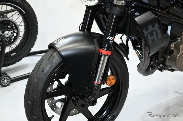 ハスクバーナ ヴィットピレン401(東京モーターサイクルショー2024)