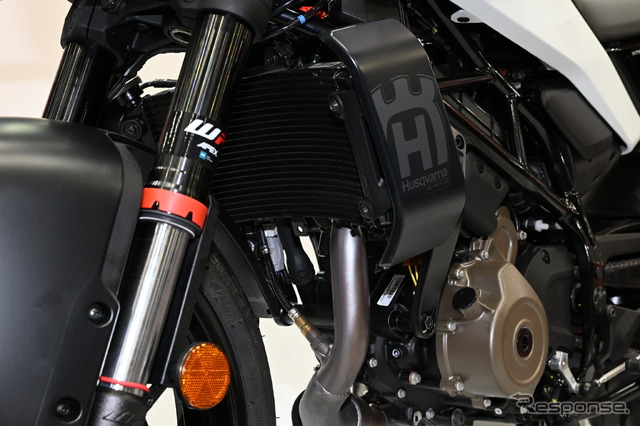 ハスクバーナ ヴィットピレン401(東京モーターサイクルショー2024)