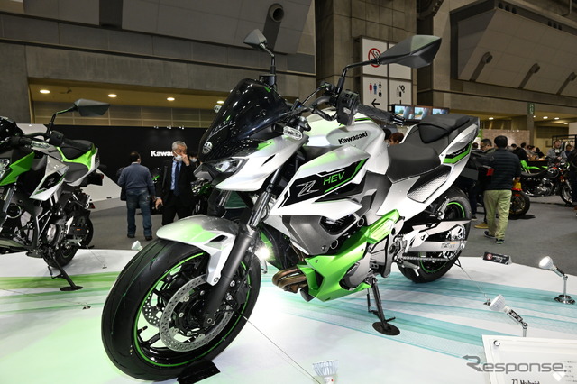 カワサキ Z7 Hybrid(東京モーターサイクルショー2024)