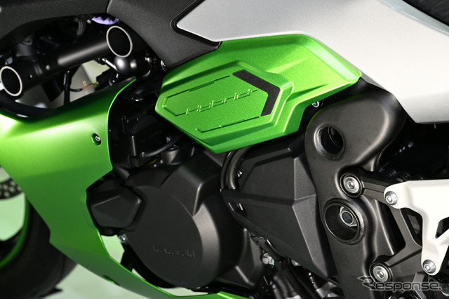 カワサキ Z7 Hybrid(東京モーターサイクルショー2024)