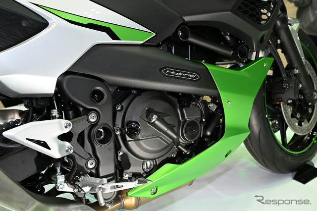 カワサキ Z7 Hybrid(東京モーターサイクルショー2024)