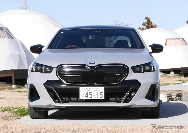 BMW i5 M60