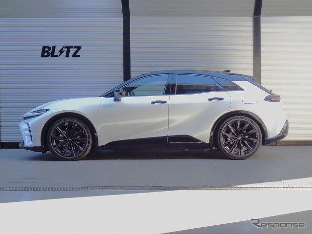 DAMPER ZZ-R［92633］トヨタ・クラウンスポーツ装着例（基準車高：フロント：33mmダウン／リア：27mmダウン）