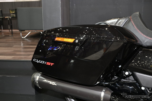 ハーレーダビッドソン CVOロードグライドST(東京モーターサイクルショー2024)