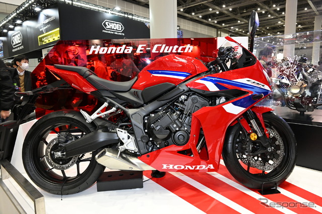 「Eクラッチ」を搭載するホンダ CBR650R(東京モーターサイクルショー2024)