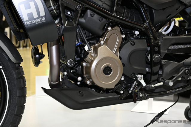 ハスクバーナ スヴァルトピレン401(東京モーターサイクルショー2024)