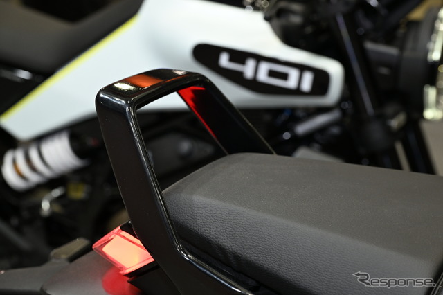 ハスクバーナ スヴァルトピレン401(東京モーターサイクルショー2024)