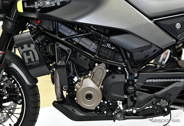ハスクバーナ スヴァルトピレン401(東京モーターサイクルショー2024)