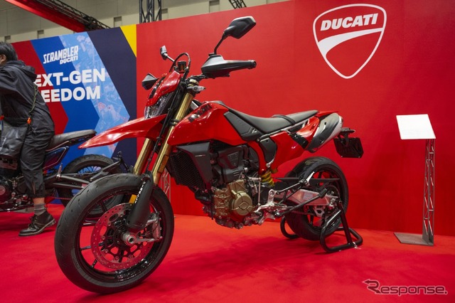 新型ドゥカティ『ハイパーモタード698モノ』…東京モーターサイクルショー2024
