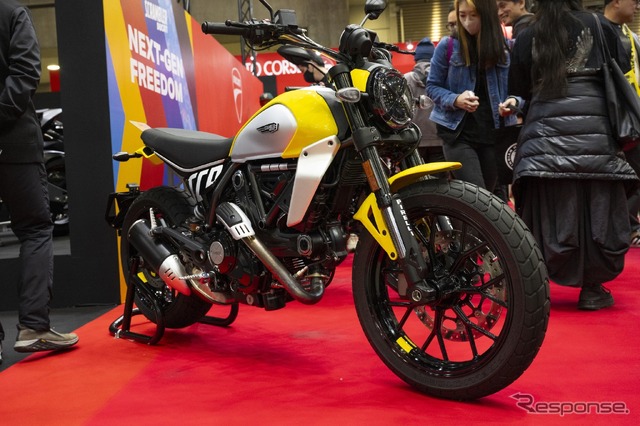 新型ドゥカティ『スクランブラー』…東京モーターサイクルショー2024