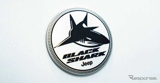 Black Sharkバッジ