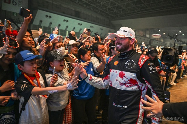 2位の#22 ローランド(日産)。 (c) Formula E