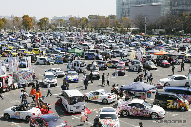 【お台場痛車天国2024】1000台の痛車がズラリ! ユピテルはFRJ参戦マシン「羽衣6 F111」を展示