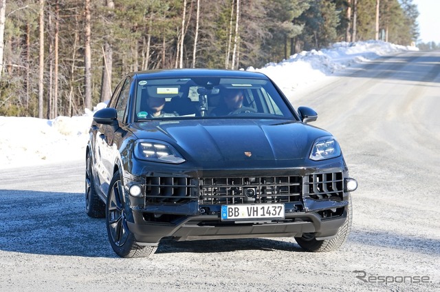 ポルシェ カイエン 次期型 ICEモデルのプロトタイプ(スクープ写真)