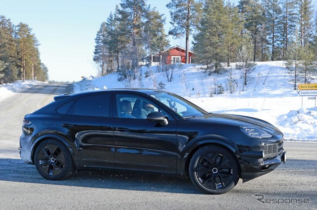 ポルシェ カイエン 次期型 ICEモデルのプロトタイプ(スクープ写真)