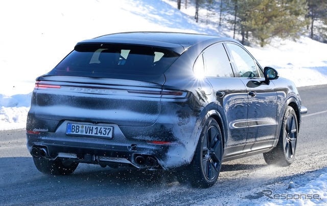ポルシェ カイエン 次期型 ICEモデルのプロトタイプ(スクープ写真)