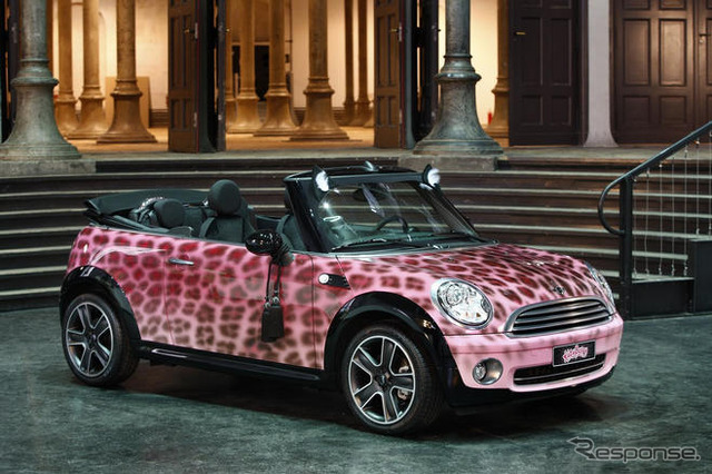 MINIコンバーチブルのケイティ・ペリー仕様…チャリティイベントで初公開