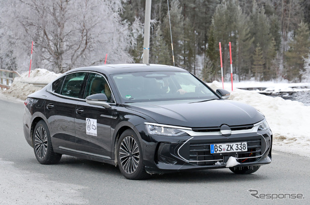 VW ゴルフ ジェッタ後継モデル プロトタイプ(スクープ写真)