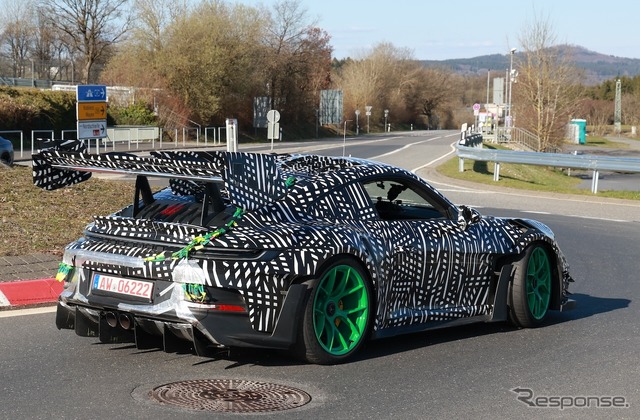 ポルシェ 911 GT3 RS MR プロトタイプ(スクープ写真)